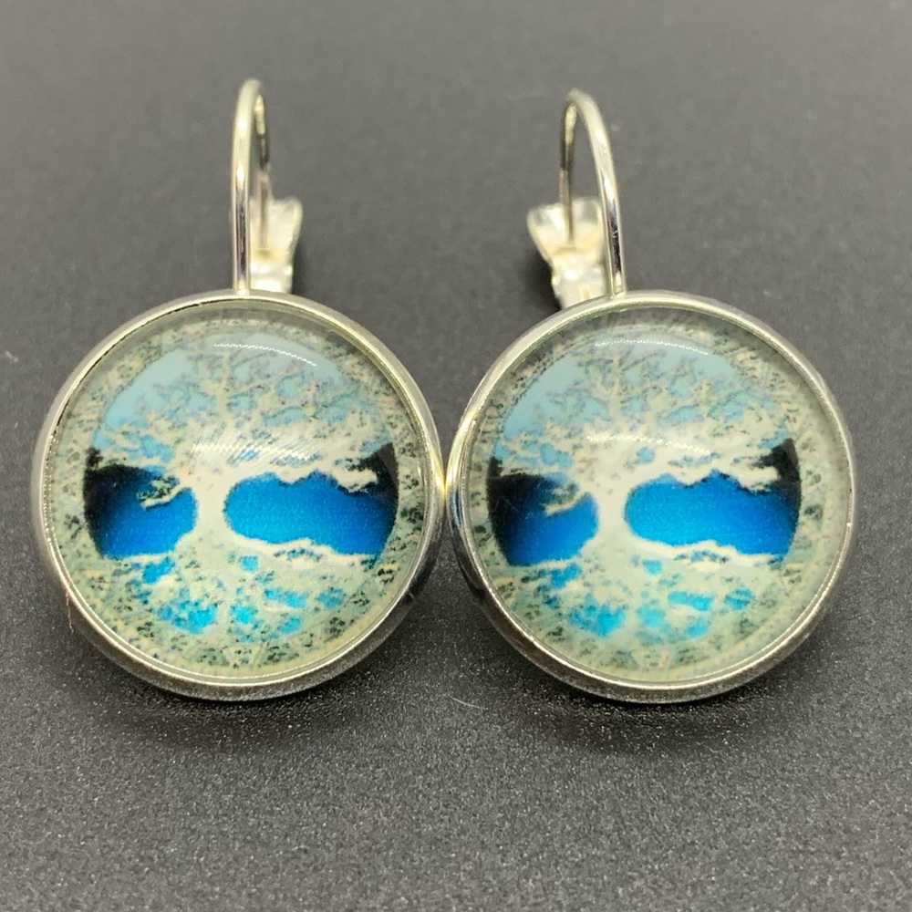 Earrings tree of life beautiful silver and blue
